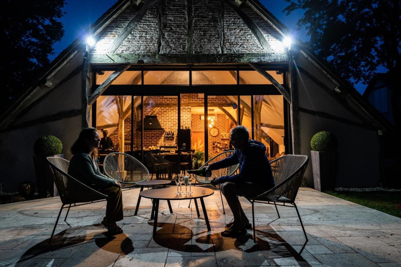 ลา กร็องฌ์ เดอ เลโอนี Bed & Breakfast Mery-sur-Cher ภายนอก รูปภาพ