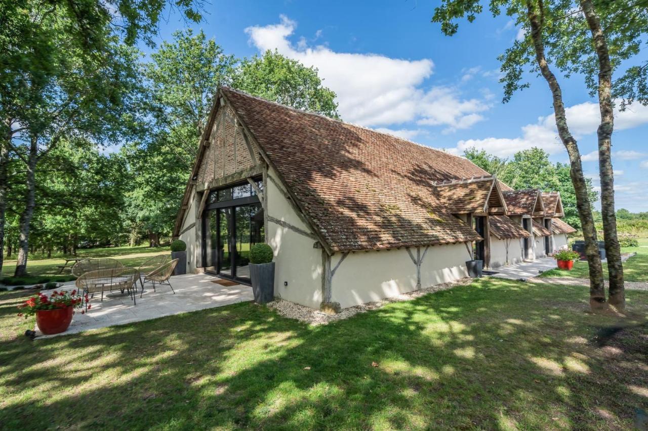 ลา กร็องฌ์ เดอ เลโอนี Bed & Breakfast Mery-sur-Cher ภายนอก รูปภาพ