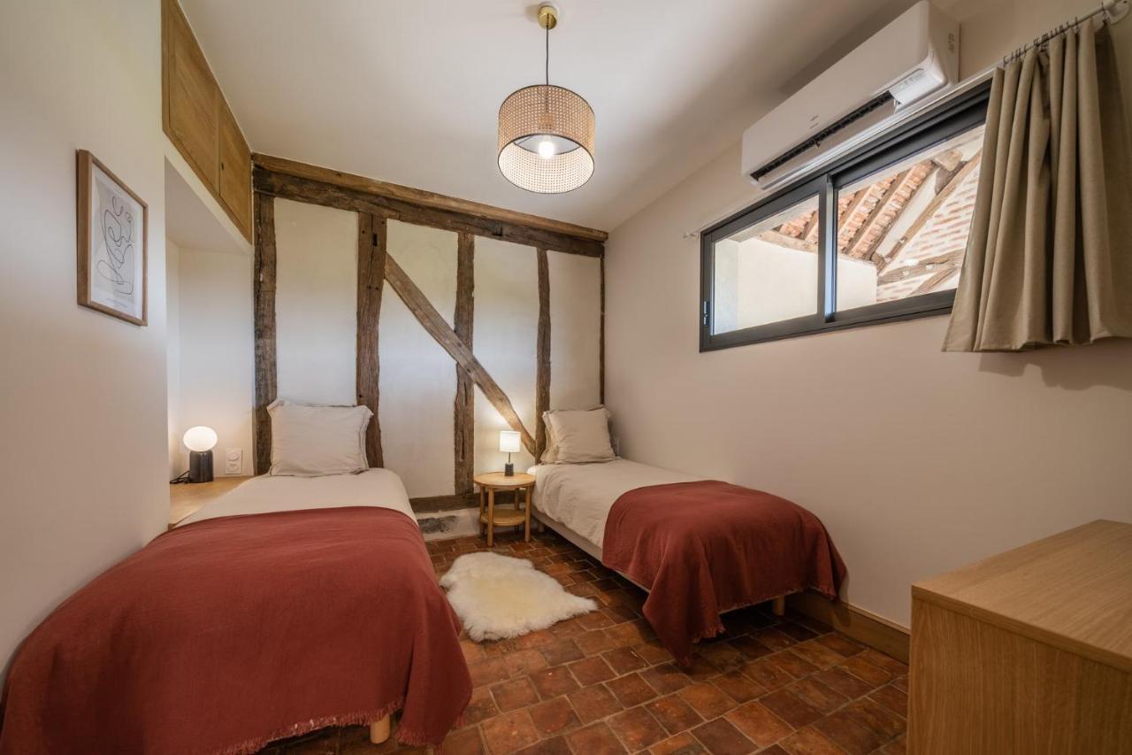 ลา กร็องฌ์ เดอ เลโอนี Bed & Breakfast Mery-sur-Cher ภายนอก รูปภาพ