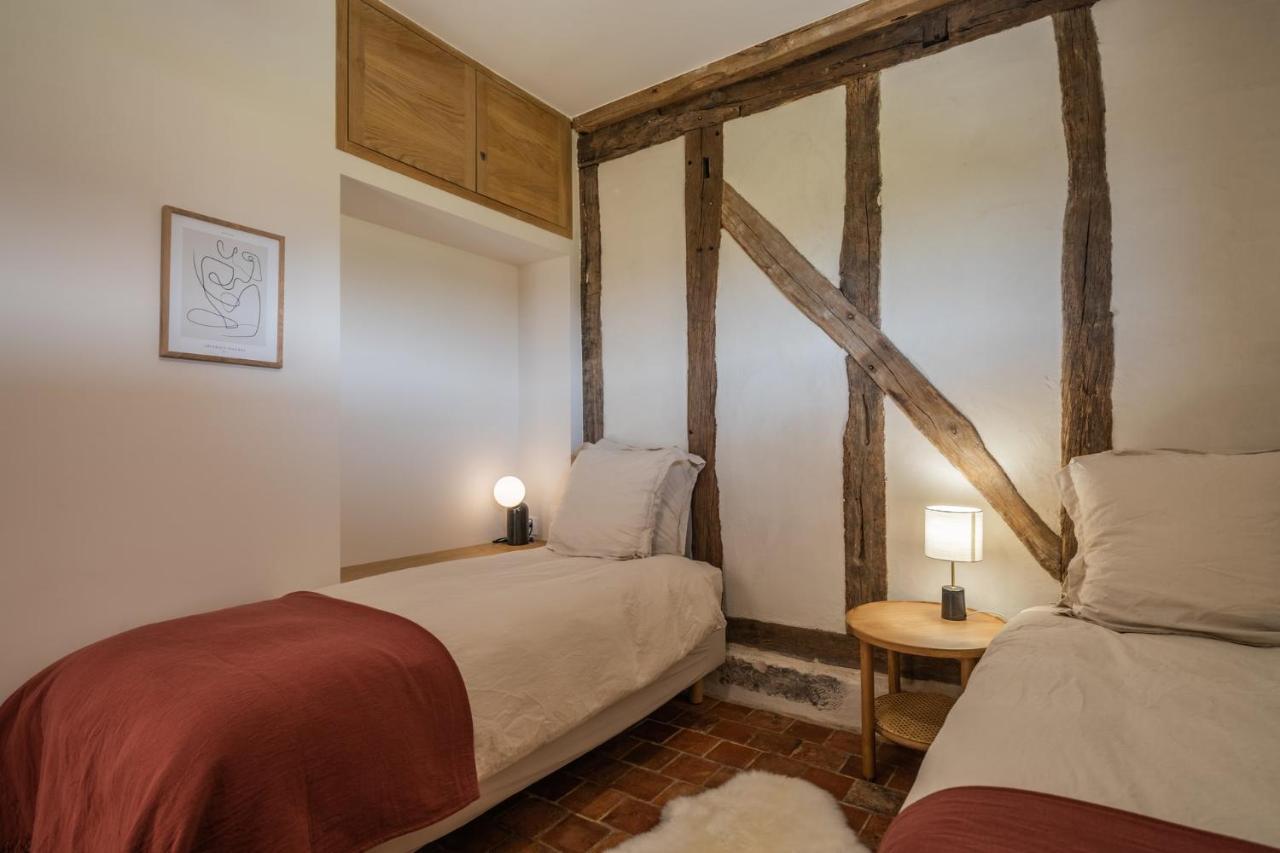 ลา กร็องฌ์ เดอ เลโอนี Bed & Breakfast Mery-sur-Cher ภายนอก รูปภาพ
