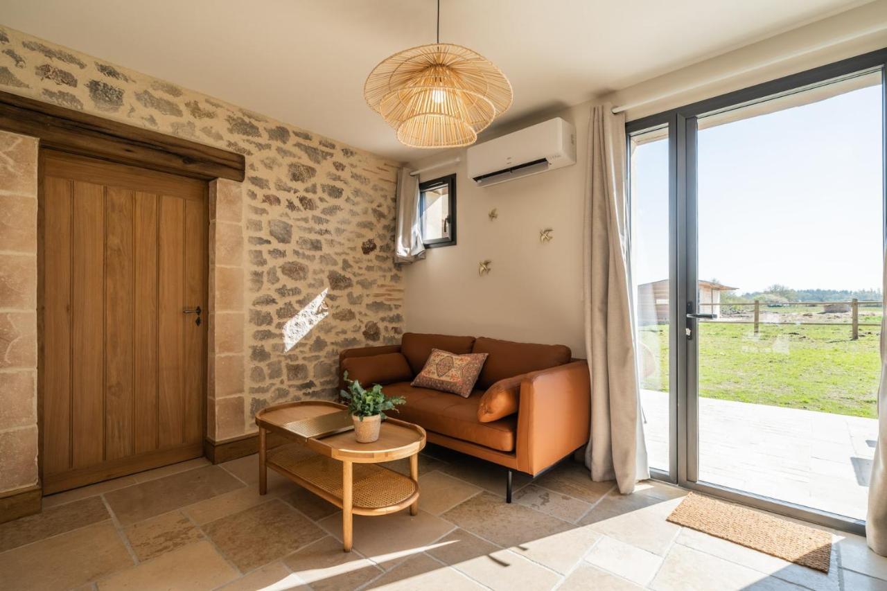 ลา กร็องฌ์ เดอ เลโอนี Bed & Breakfast Mery-sur-Cher ภายนอก รูปภาพ